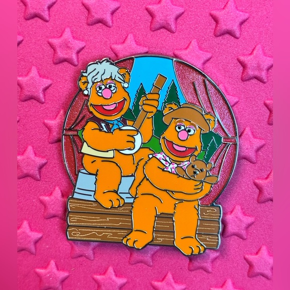 Disney Accessories - Disney Parks 2026 The Muppets Park Day Blind Box Pin Fozzi Bear